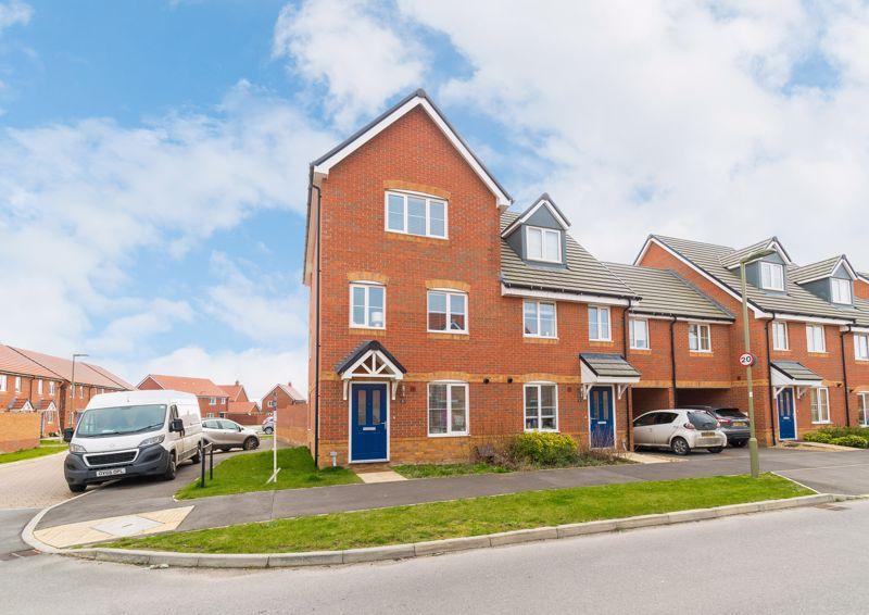Moreland Road, Didcot 4 bed townhouse £335,000