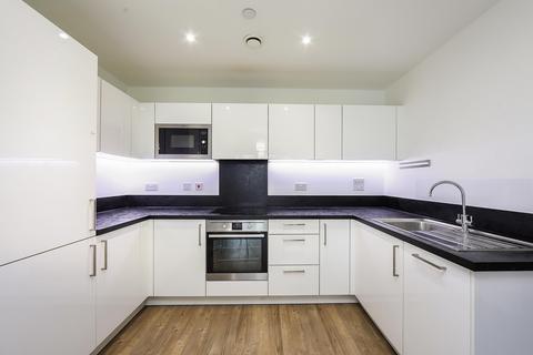 2 bedroom flat to rent, Kingfisher Heights, E16