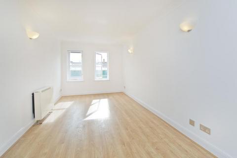 undefined, Kingsland Road, Hackney, London, N1
