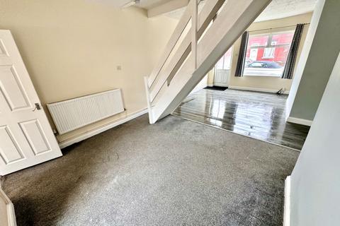 2 bedroom terraced house to rent, Hawksley Street, Horwich, Bolton