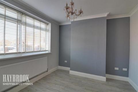 3 bedroom end of terrace house to rent, High Street, Barnsley