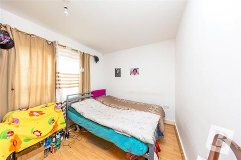 2 bedroom apartment for sale, Graveney Court, Riverside Close, Romford, RM1