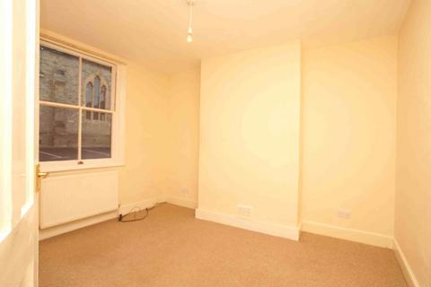 2 bedroom semi-detached house to rent, Christ Church Road