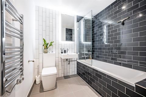 1 bedroom apartment for sale, John Cabot House, London E16