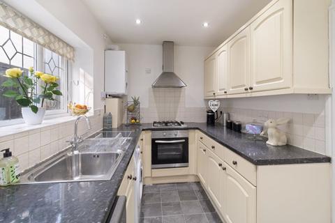 3 bedroom semi-detached house for sale, 6 Barnt Green Road, Cofton Hackett/ 3 bed cottage