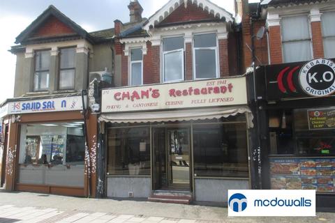 Property to rent - High Street North, London