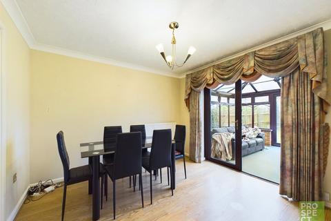 4 bedroom detached house to rent, Wickford Way, Lower Earley, Reading, Berkshire, RG6