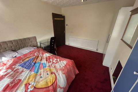 1 bedroom in a house share to rent, MANSELL ROAD, GREENFORD, MIDDLESEX, LONDON UB6