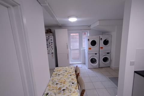 1 bedroom in a house share to rent, NORTH CIRCULAR ROAD, NEASDEN, LONDON NW10