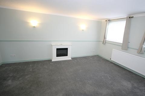 1 bedroom ground floor flat to rent, Elmfield Court, Oaks Road, Tenterden TN30