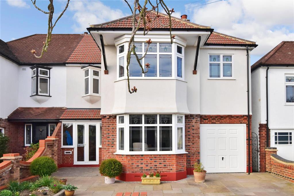 Park Drive, Upminster, Essex 5 bed semidetached house £800,000