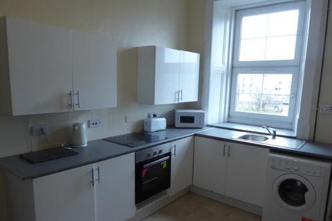 4 bedroom flat to rent, East Preston Street, Newington, Edinburgh, EH8