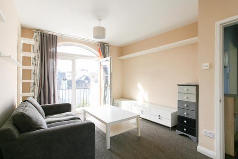 Browns Close, Old Town, Edinburgh, EH8