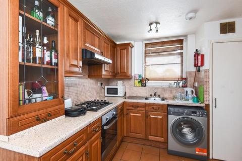 3 bedroom flat to rent, Green Road,  Headington,  HMO Ready 3 Sharers,  OX3