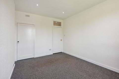 3 bedroom flat to rent, Anniesland Road, Flat 2/1, Anniesland, Glasgow, G13 1XB
