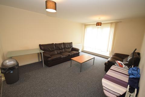 2 bedroom flat to rent, Parkhouse Court, Hatfield AL10
