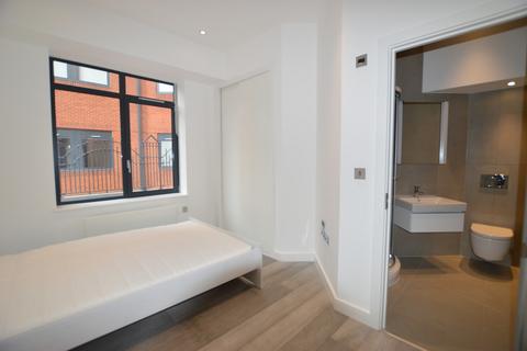 2 bedroom apartment to rent, Verona Apartments