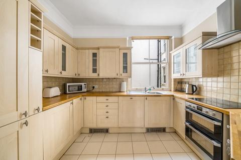3 bedroom apartment to rent, Beaufort Street, Chelsea