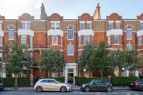 3 bedroom apartment to rent, Beaufort Street, Chelsea
