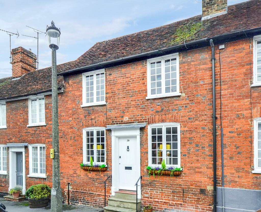 Gold Street, Saffron Walden 3 bed cottage £1,500 pcm (£346 pw)