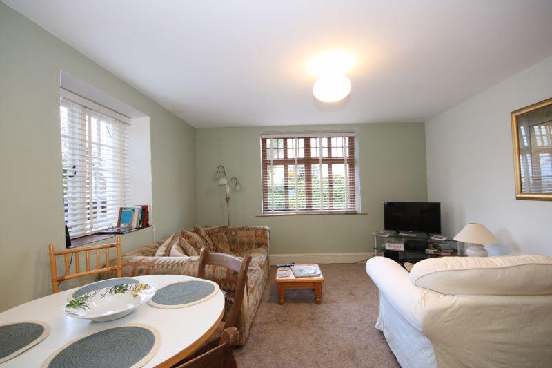 Sitting/Dining Room