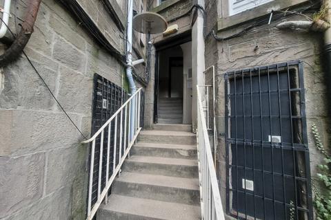 1 bedroom flat to rent, Strathmartine Road, Coldside, Dundee, DD3