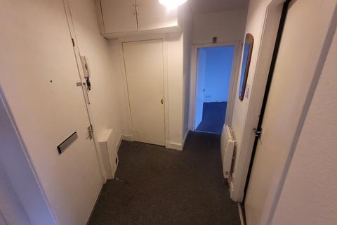 1 bedroom flat to rent, Strathmartine Road, Coldside, Dundee, DD3