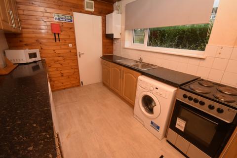 3 bedroom terraced house to rent, Deerswood Avenue, Hatfield AL10