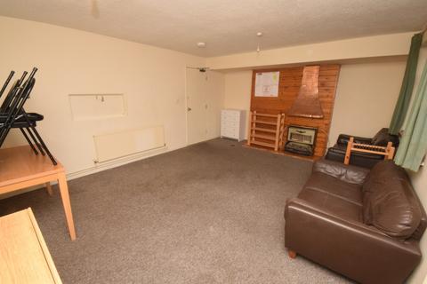 3 bedroom terraced house to rent, Deerswood Avenue, Hatfield AL10