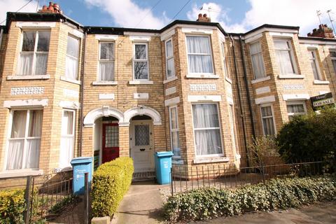 4 bedroom terraced house to rent, Richmond Street, HU5