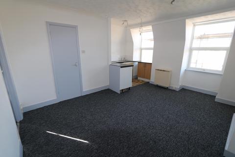 1 bedroom flat to rent, 1 bedroom First Floor Flat in Bognor Regis