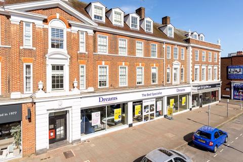 New Zealand Avenue, Walton-On-Thames