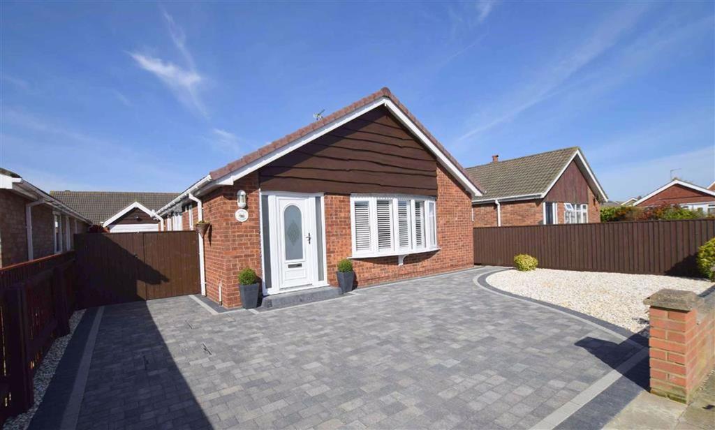 Waldorf Road, Cleethorpes, North East Lincolnshire 3 bed detached