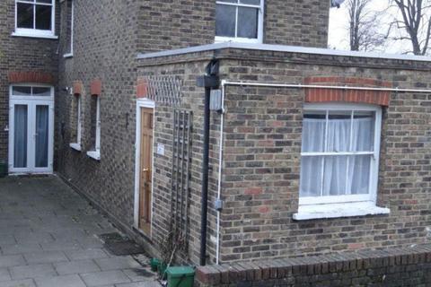 1 bedroom flat to rent - South Street