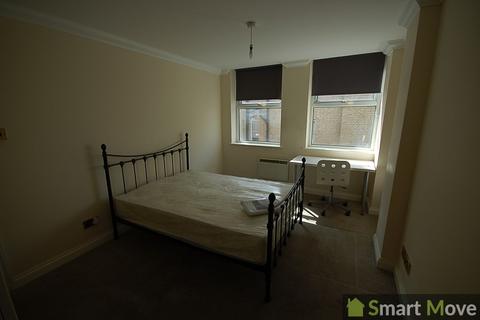 1 bedroom in a house share to rent - 8 St James House, Priestgate, Peterborough, Cambridgeshire. PE1 1JN