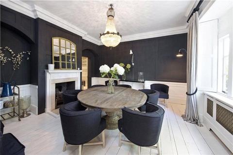 6 bedroom house to rent, Park House, Hampton Court Road, Surrey, KT8