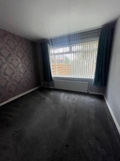 3 bedroom terraced house to rent, Lomond Place, Cumbernauld, North Lanarkshire, G67