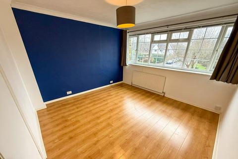 2 bedroom terraced house to rent, Wraysbury, Berkshire