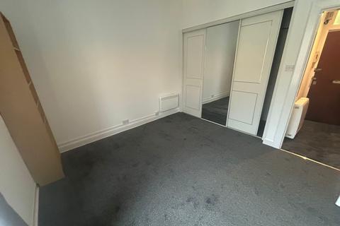 1 bedroom flat to rent, Caledonian Crescent, Dalry, Edinburgh, EH11