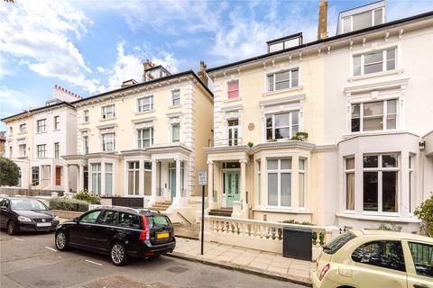 1 bedroom flat to rent, Belsize Square, Belsize Park, London