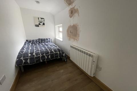 2 bedroom flat to rent, 26 Ronald Road Flat 1, Doncaster DN4
