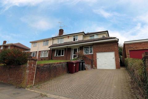 3 bedroom semi-detached house to rent, Overdown Road, Reading