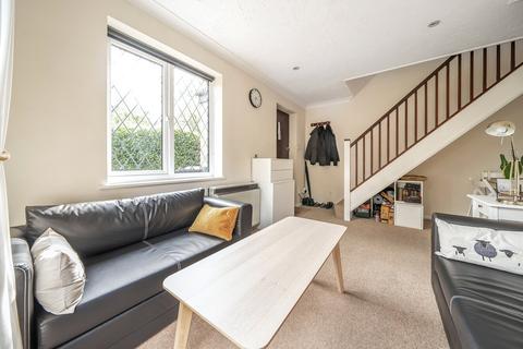 15 Churchfields, Guildford, GU4 7NH