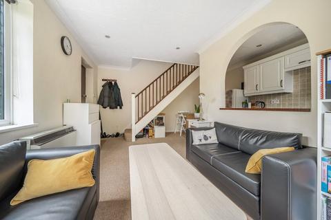 15 Churchfields, Guildford, GU4 7NH