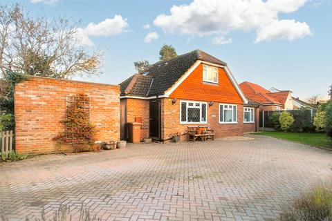 4 bedroom detached house for sale, Tuckey Grove, Ripley, Surrey, GU23