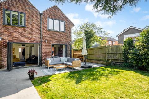 3 bedroom detached house for sale, Stringhams Copse, Ripley, Surrey, GU23