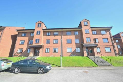 2 bedroom flat to rent, Tippett Rise, Reading