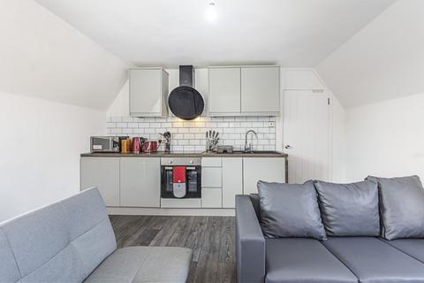 2 bedroom flat to rent, Homerton High Street, London E9