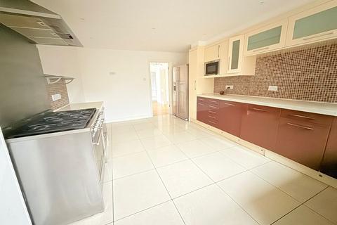 undefined, Cuffley, Potters Bar EN6