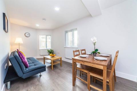 2 bedroom flat to rent, 139 Queens Crescent, London NW5